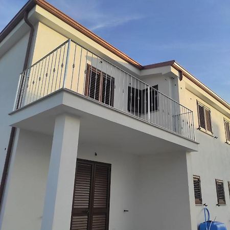 Appartement F2 Meuble Loculi ภายนอก รูปภาพ