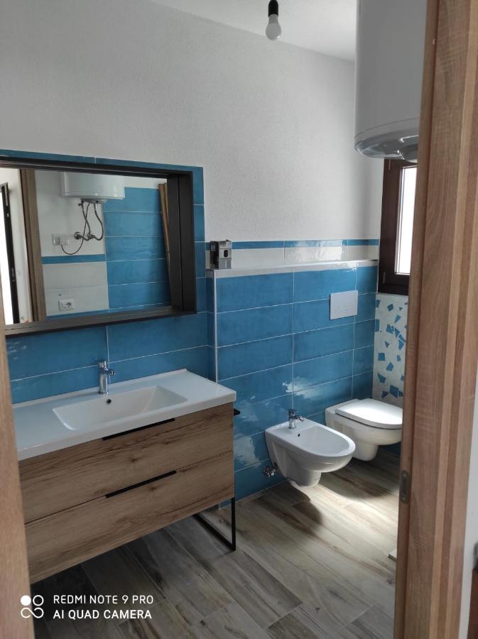 Appartement F2 Meuble Loculi ภายนอก รูปภาพ
