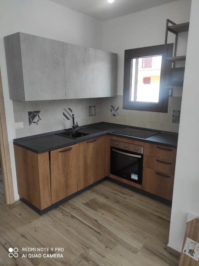 Appartement F2 Meuble Loculi ภายนอก รูปภาพ