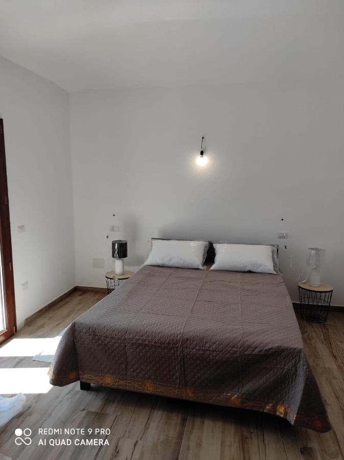 Appartement F2 Meuble Loculi ภายนอก รูปภาพ